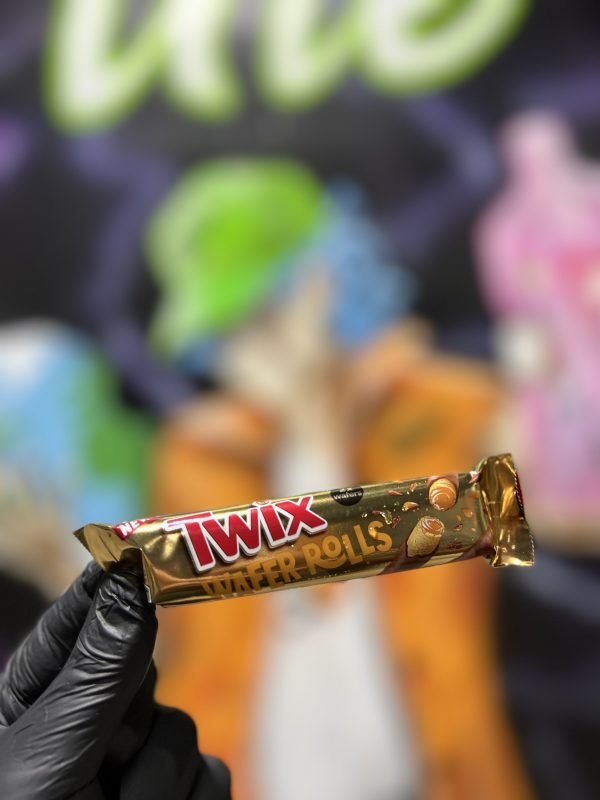 Twix Wafer Rolls 22.5g (UAE)