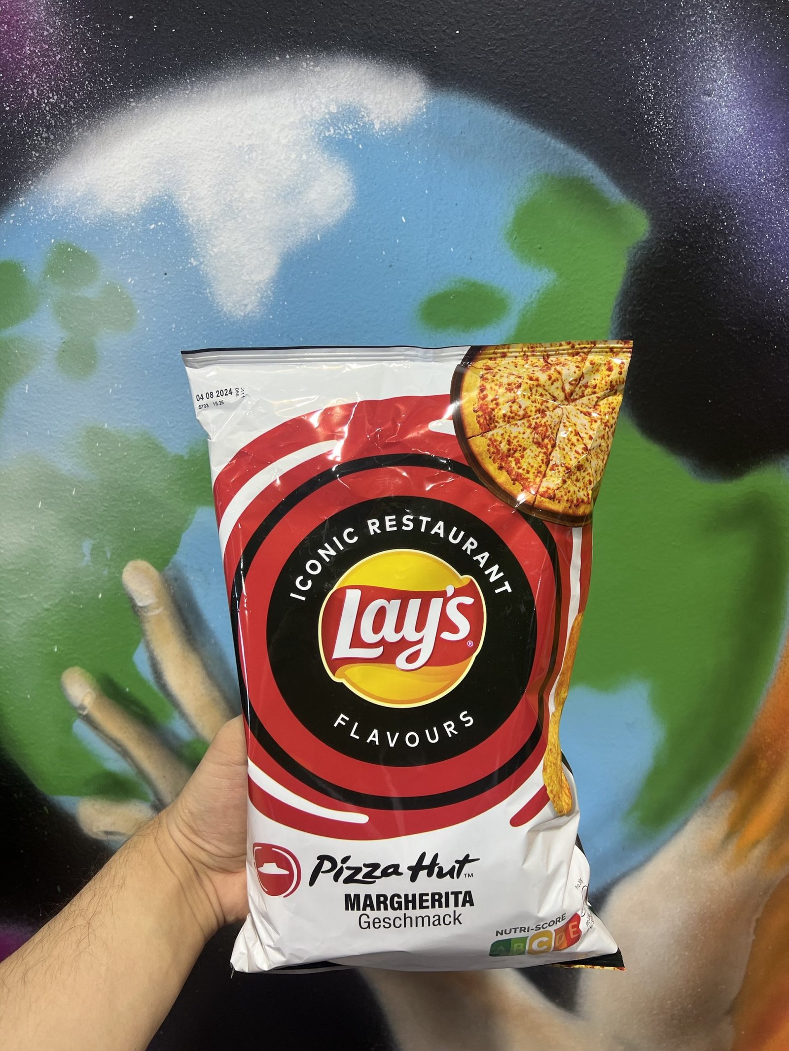 Lay’s Pizza Hut Margherita 150g (Germany) Exotic Cravings